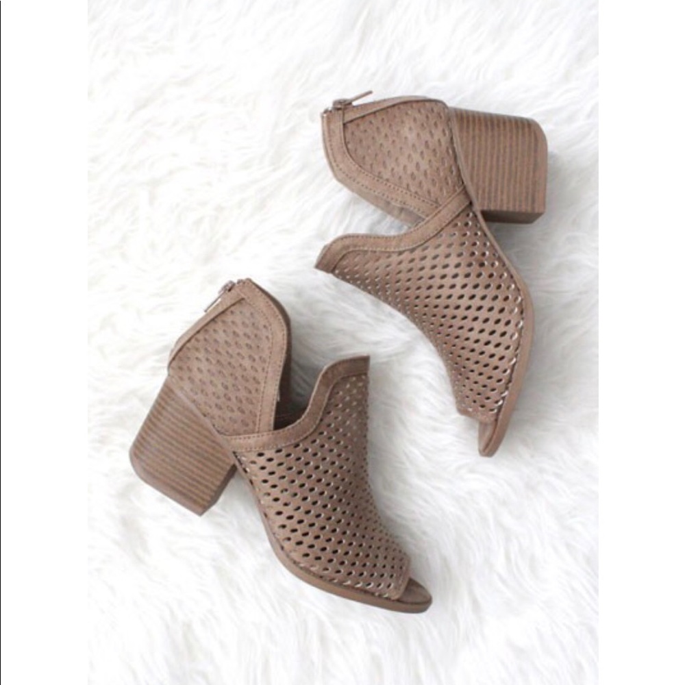 Quips Booties - Picture 7 of 8